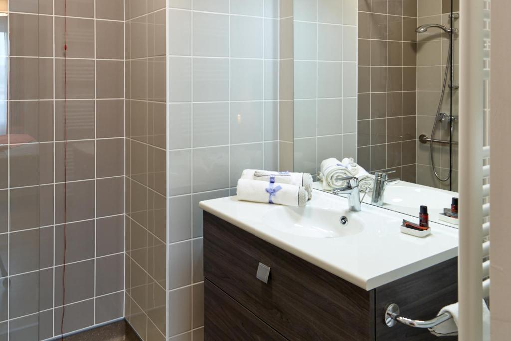 Zenao Appart'Hotels Suresnes Ngoại thất bức ảnh